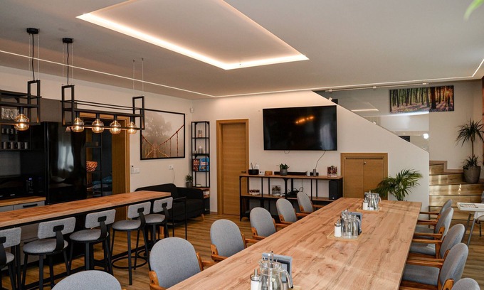 Hajduszoboszlo Villa | Földi Paradicsom Villa - Hajdúszoboszló: Exclusive Comfort in a Natural Paradise