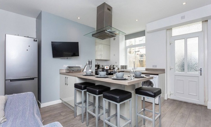 Burnley House | Fabulous 3 bed house in Burnley