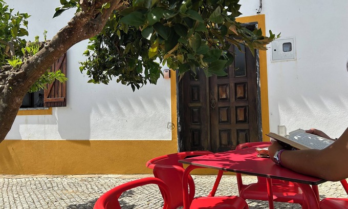 Monforte Apartment | Fabulous 3-bedroom studio in Assumar