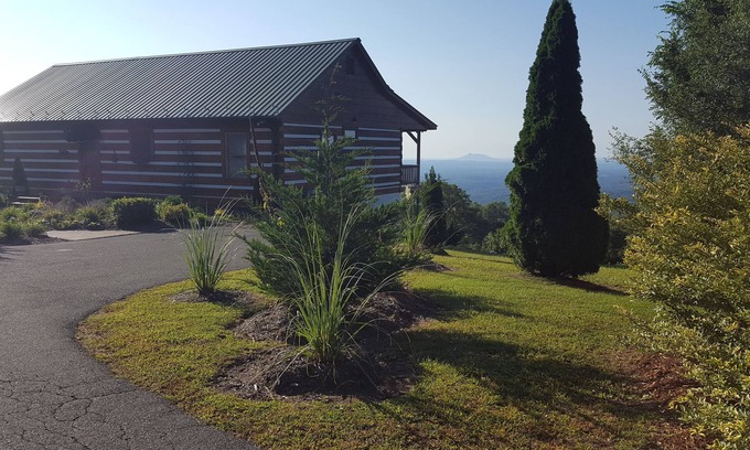 Cana Cabin | Fabulous cabin with extraordinary view 7NC/VA counties
