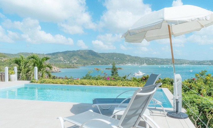 Falmouth Harbour Villa | Fabulous Ocean View Villa with Pool