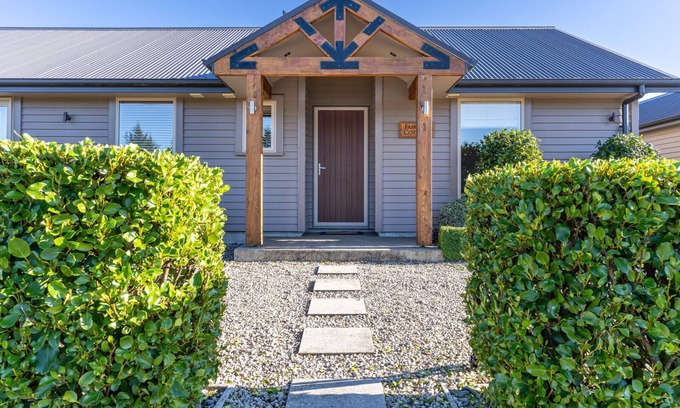 Hanmer Springs House | Fairway Cottage - Hanmer Springs Holiday Home