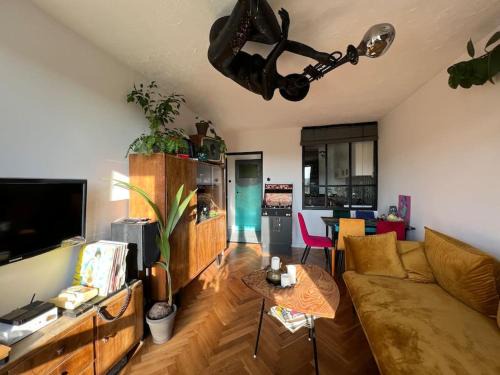 Oliwa Apartment | Fajna Sztuka Art Space! Cudowne mieszkanie z duszą