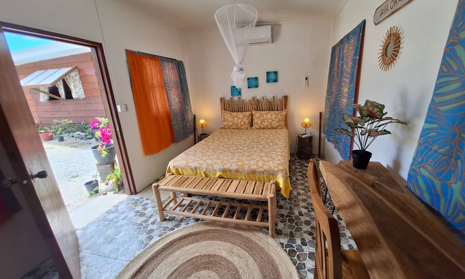 Rotoava Ski Chalet | FAKARAVA - Bungalow SeaBreeze 1