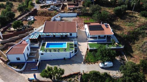 Sao Bartolomeu de Messines House | Familia Sequeira