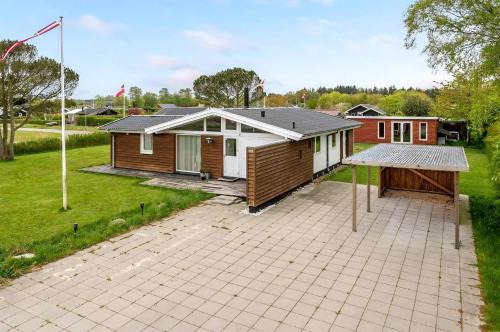Nordstrand House | Family-Friendly Activity House By The Sea