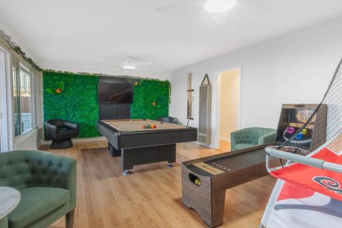 Morena Villa | Family-Friendly Bay Views, Game Room, Hot Tub!