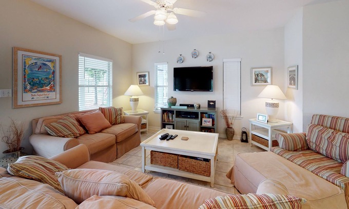 Clipper Cove Cottage | Family-Friendly Home with Shared Pool - Near Attractions & Beach