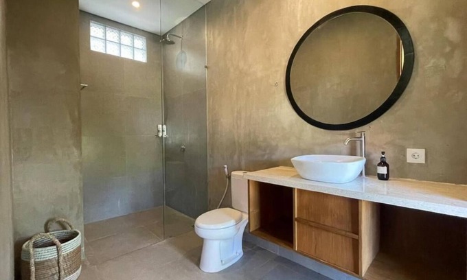 Munggu Villa | Family Friendly Seseh 3 Bedroom Villa with Pool and Garden amongst Rice Fields