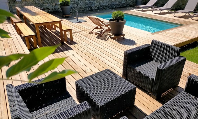 Saint-Germain-dEsteuil House | Family house for 11 in the Médoc