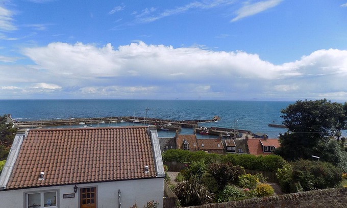 St Monans House | Family house near Elie, golf, beaches, sea view, great base for the East Neuk