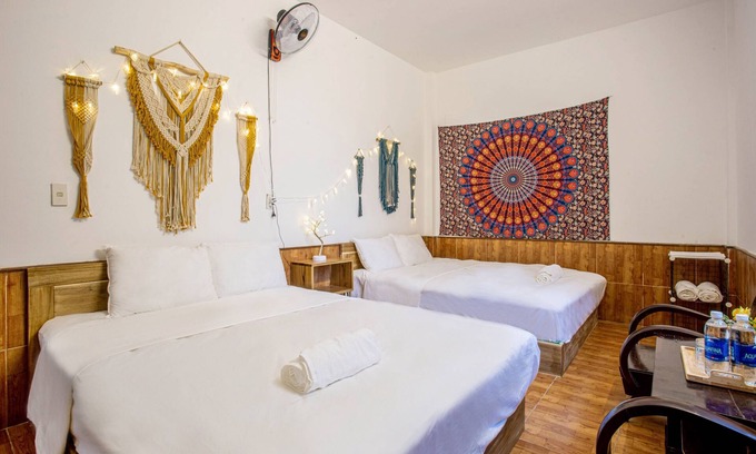 Thuy Xuan Villa | Family Room(04 people)