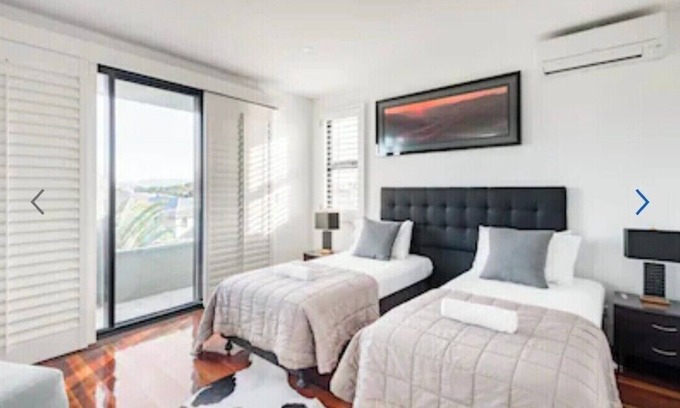 Bella Vista House | Family-sized with all modern amenities