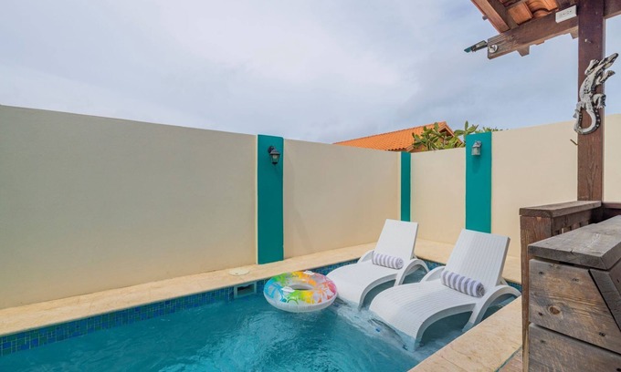 Boroncana Villa | Fantastic home with private pool! Close to everything!