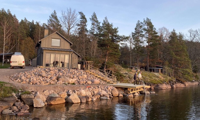 Osterbymo House | Fantastic location next to Lake Sommen