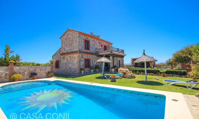 Conil de la Frontera Villa | Fantastic view, private pool, luxurious Villa with grill terrace, internet, 10 minutes from the beaches - Casa Raquel -