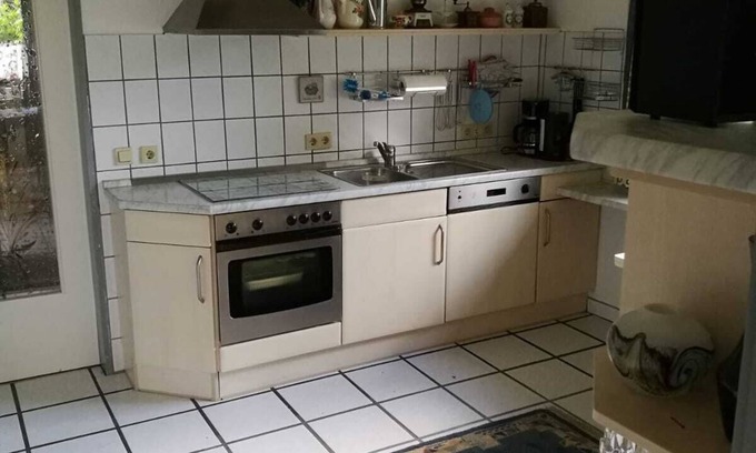 Sandhorst Apartment | Fantastic vacation apartment with large conservatory in Aurich