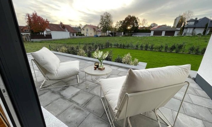 Worms Apartment | Fantastically bright apartment with sun terrace in a quiet location