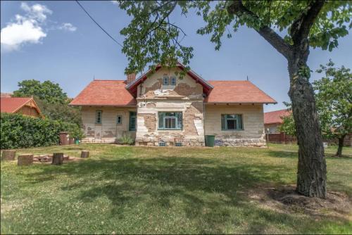 Krinec House | Fara Bošín