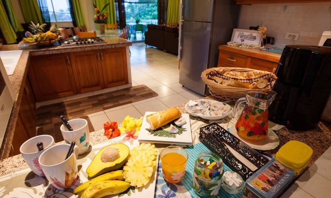 Faaa Bed & Breakfast | FAREHAU est situé à FAAA à proximité de l'aéroport