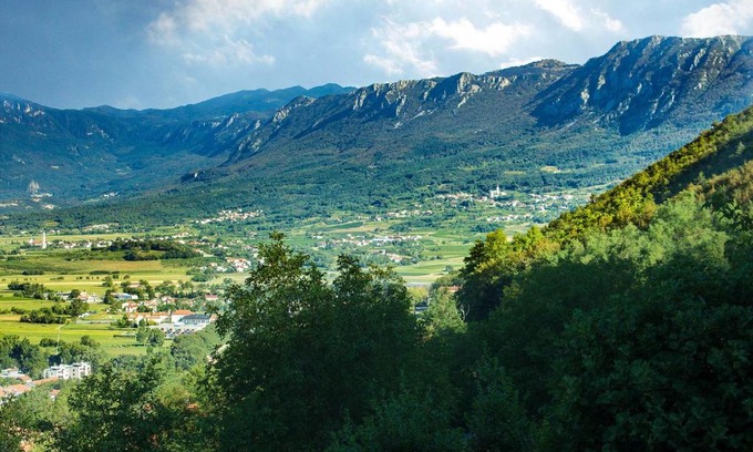 Slap House | Farm Stay Ferjančič