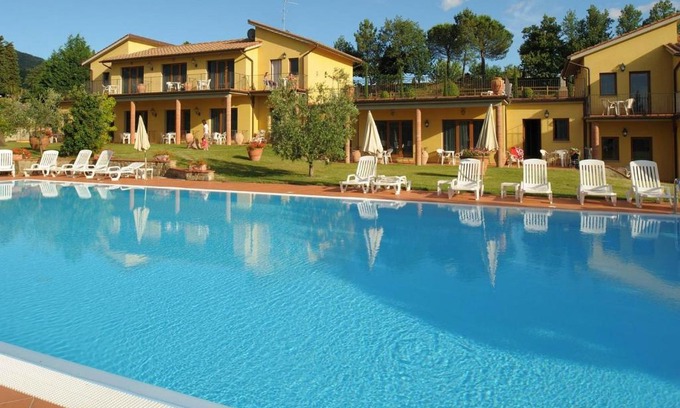 San Donato in Fronzano Apartment | Fattoria degli Usignoli La Vigna