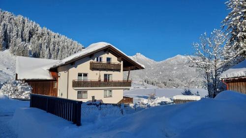 Reutte Apartment | Ferienwohnung Abendspitzblick