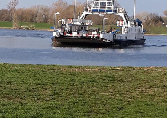 Walmsburg Apartment | Ferienwohnung an der Elbe