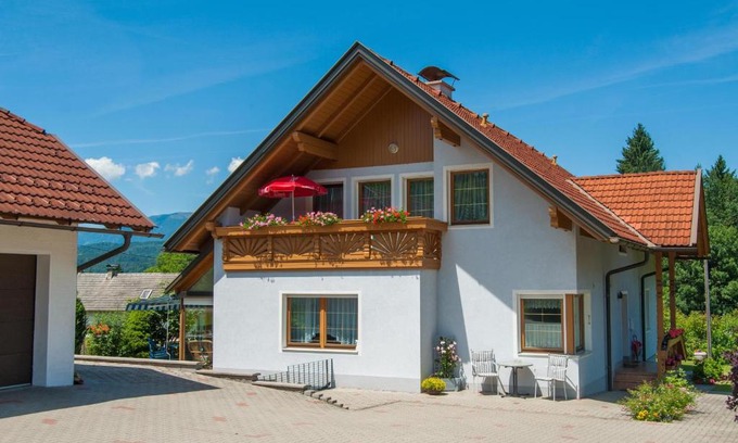 Augsdorf Apartment | Ferienwohnung Ramsbacher