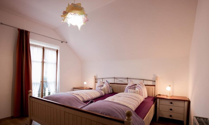 Hopfling Apartment | Ferienwohnung "Bauernhaus"