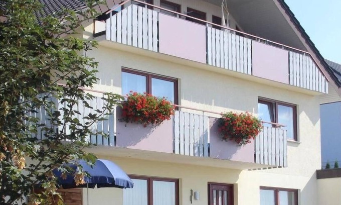 Tengen Apartment | Ferienwohnung Haus Wannenberg