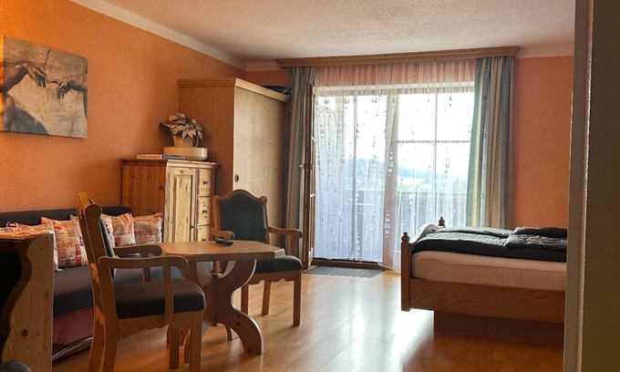 Honigsgrub Apartment | Ferienwohnung mit eigenem Balkon in Rinchnach im Bayerischen Wald