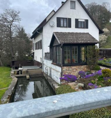 Laugna Apartment | Ferienwohnung Modelshauser Mühle