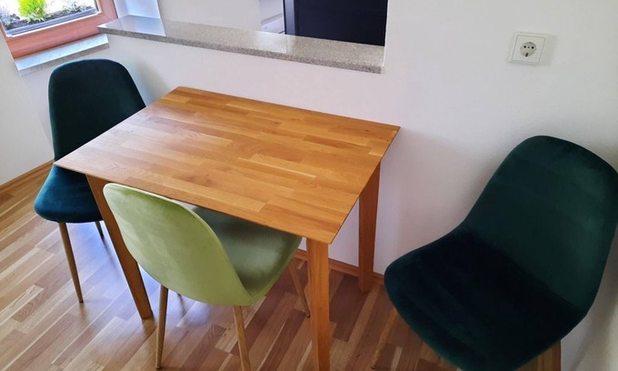 Kaimt Apartment | Ferienwohnung "roter Riesling"