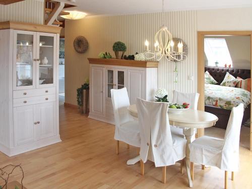 Querfurt Apartment | Ferienwohnung zur Himmelsscheibe