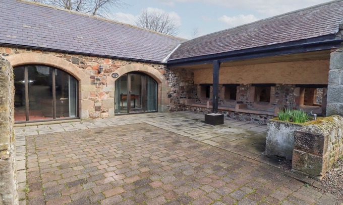 Akeld Cottage | FERN COTTAGE, family friendly, with a garden in Wooler