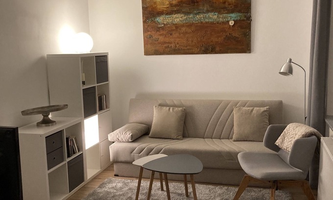 Remagen Apartment | Fewo für 2 Personen, Zentral Gelegen, Bahnhof und Rhein zu Fuß gut Erreichbar