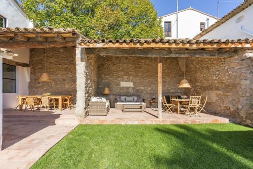 L'Avella House | Finca Can Romeu alojamiento rural entre viñedos