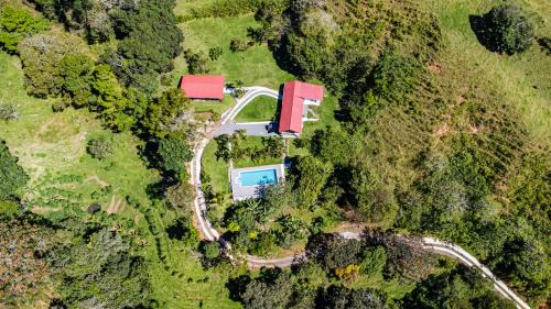 San Isidro de El General House | Finca Mango - 40 acre paradise