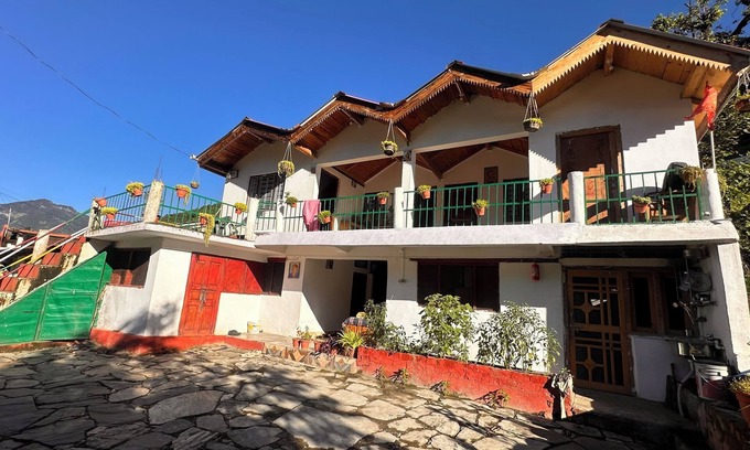 Kharsali House | Find Peace in the Himalayas: Dodital Homestay