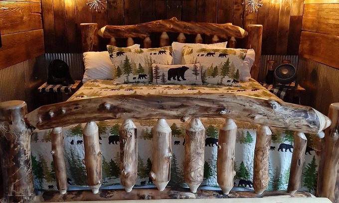 Wetmore Cabin | Firefly Cabin- Outdoor Fun and Relaxation in the Heart of Nature