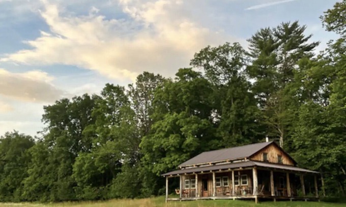 Crown Point Cabin | Firefly meadow