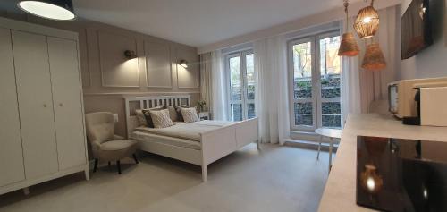 Piasek Południe Apartment | Fly to Cracow 12