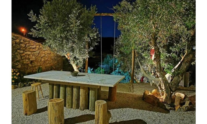 Macao House | Fogo Room (with balcony and view of the mountains)