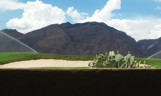 Tucson Condo | Foothills Getaway With Mountain Views.