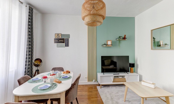 Montlucon Apartment | Forêt urbaine - Jolie T3 avec terrasse