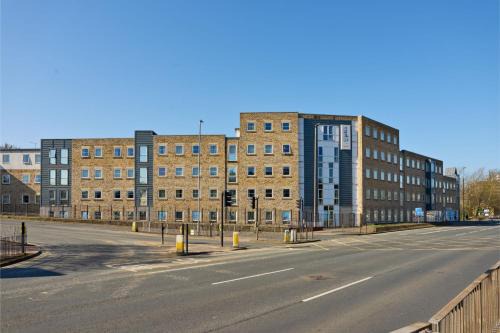 Huddersfield Apartment | For Students Only - Saw Mill in Huddersfield