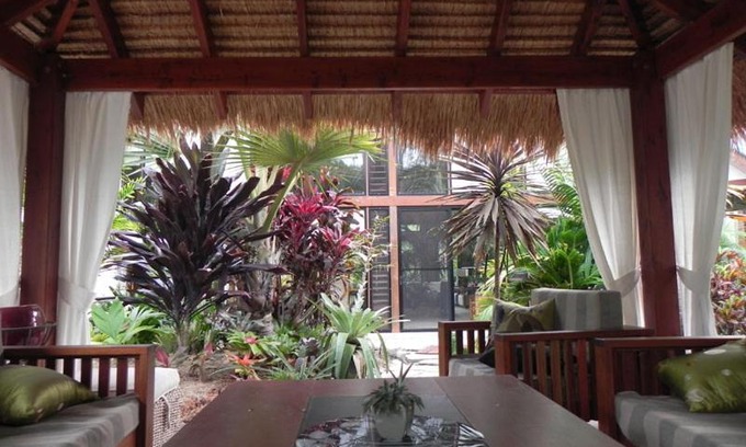 Captain Creek Apartment | Forest Lodge: Bali-Style Retreat