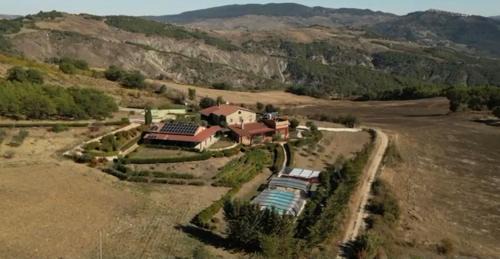 Trivigno House | Foresteria San Leo