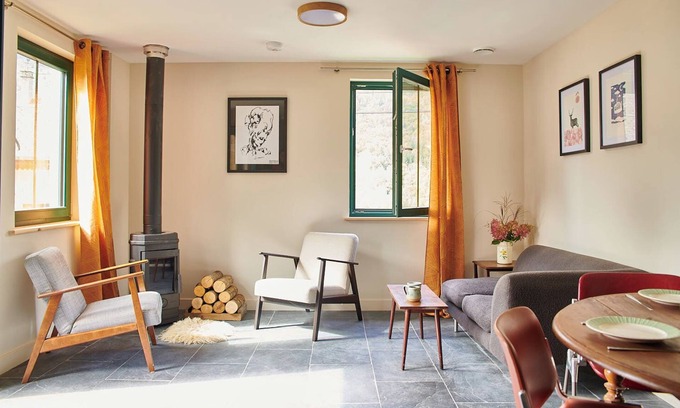 Aillon-le-Vieux House | Former cowshed at the foot of Mont Colombier in Les Bauges at 920m